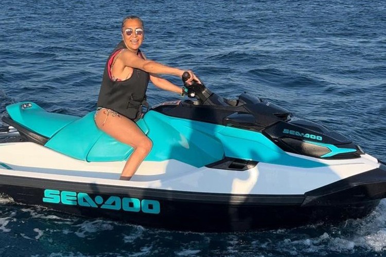 Asuman Dabak'ın jetsik keyfi