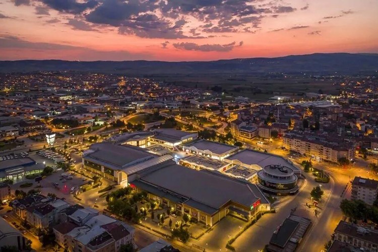 İnegöl AVM'de Temmuz boyunca sanat eğlence ve alışveriş bir arada