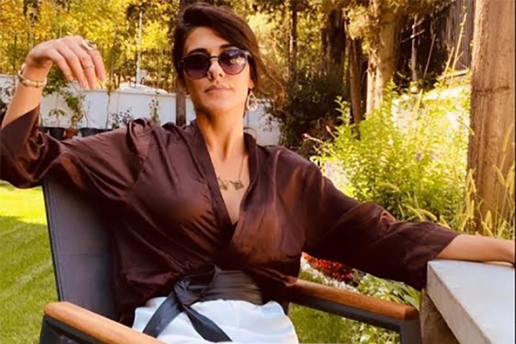 Senarist Emine Karataş'ın ilk kitabı