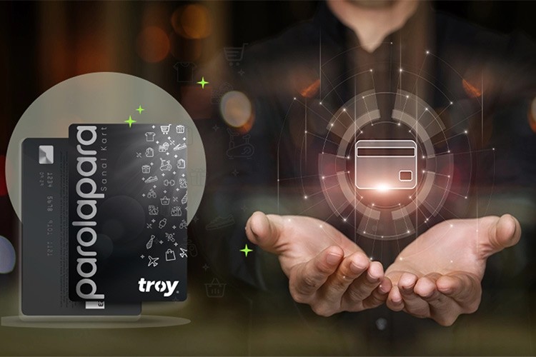 Yeni ürünü Parola Card'ı hizmete sundu