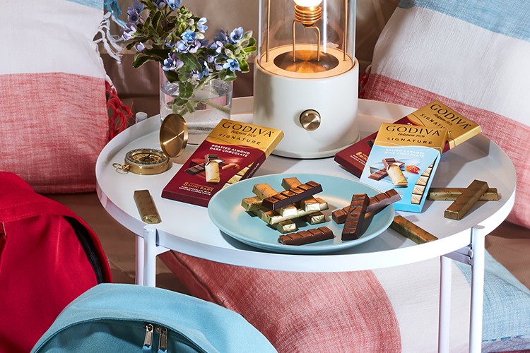 Godiva Cafe'lerde şehre dönüş ayrıcalığı