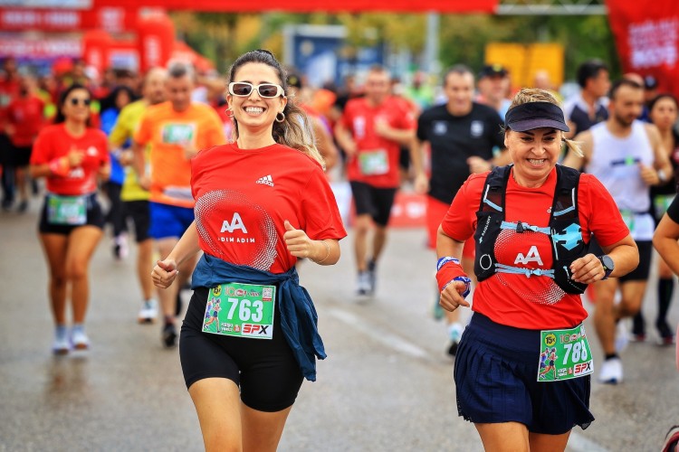 Eker I Run Koşusu'na Türkiye Kurumsal Sorumluluk Derneği'nden Ödül