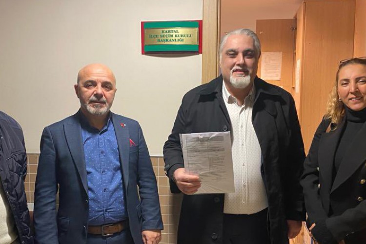 Eski İYİ Partili adaydan Karakaya'ya sürpriz destek