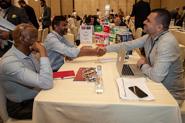 Suudi Arabistan'a sekiz aylık ihracat beş kat arttı