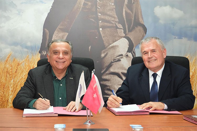 BESAŞ'ta imzalar 'eğitimde iş birliği' için atıldı