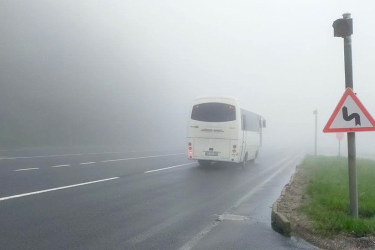 Bolu Dağı'nda sis etkili oluyor