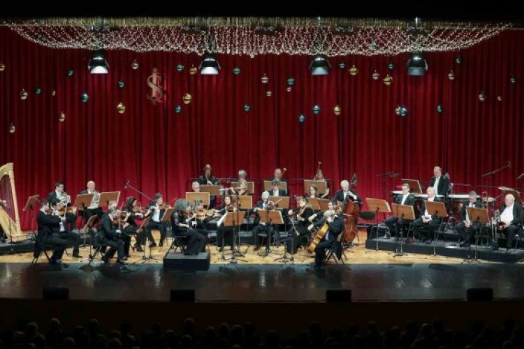 İŞ SANAT YENİ YILI "VİYANA GALA" KONSERİYLE KARŞILADI