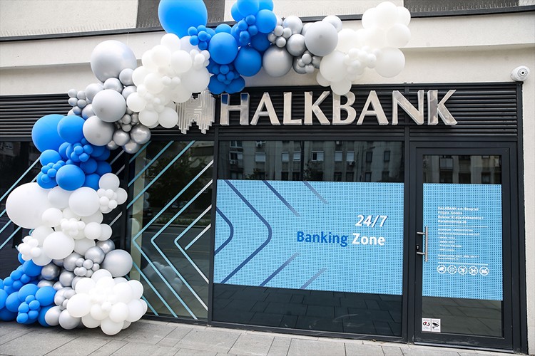 Halkbank Sırbistan'da 3 yeni şube açtı
