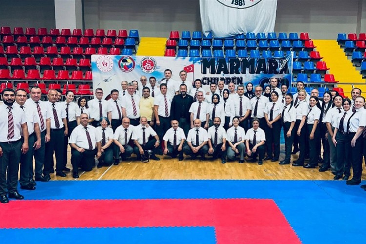 Marmara Kupası Karate Şampiyonası yapıldı