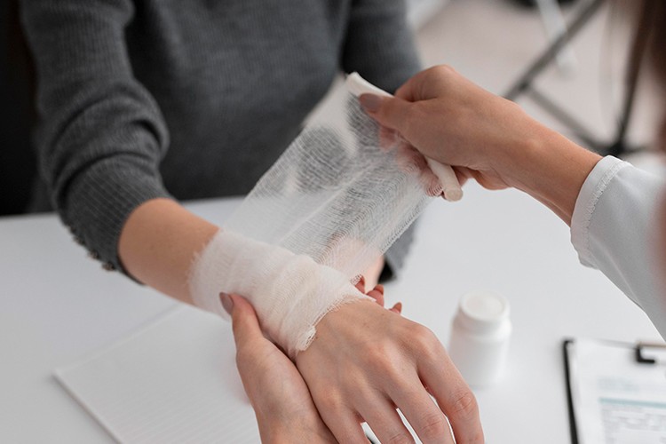 Kene korkusu ve sarı kız örümceği tehlikesi