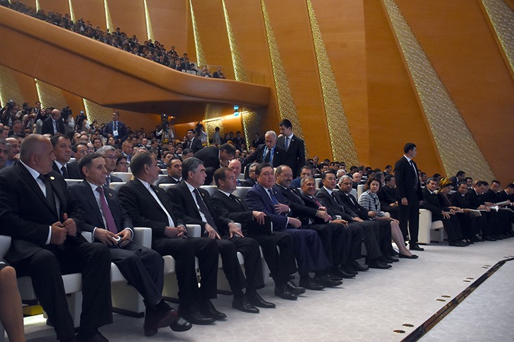 "Güçlü işbirliği gerek"