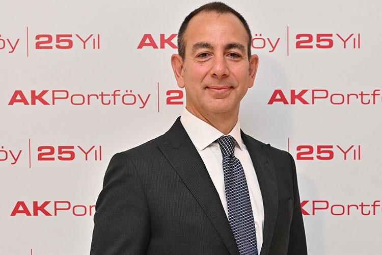 Ak Portföy yeni bir 25 yıla hazır