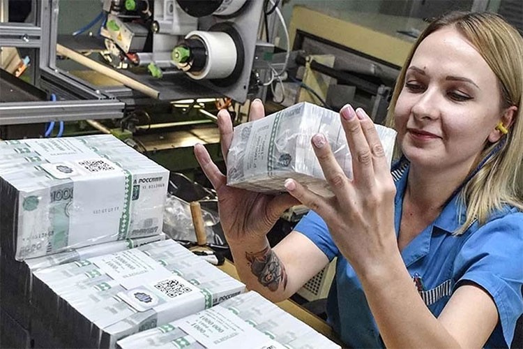 Rusya'da banka karlarında düşüş bekleniyor