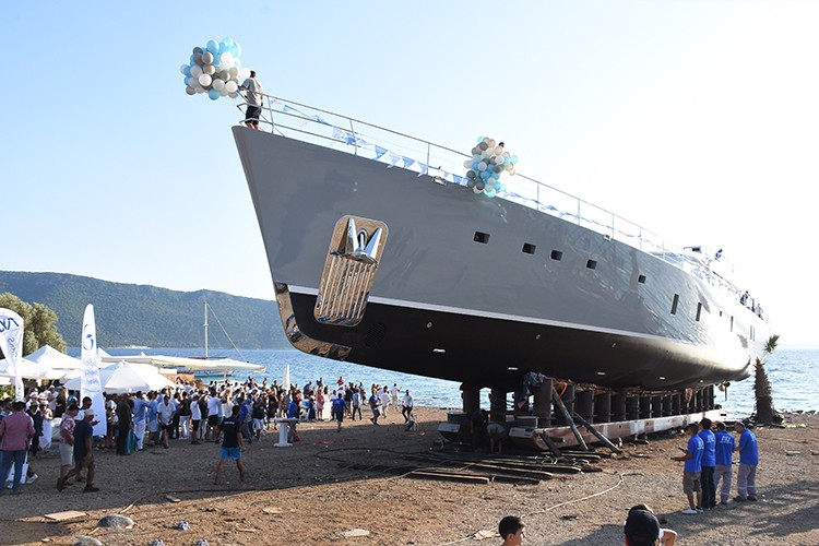 İşadamına lüks yat