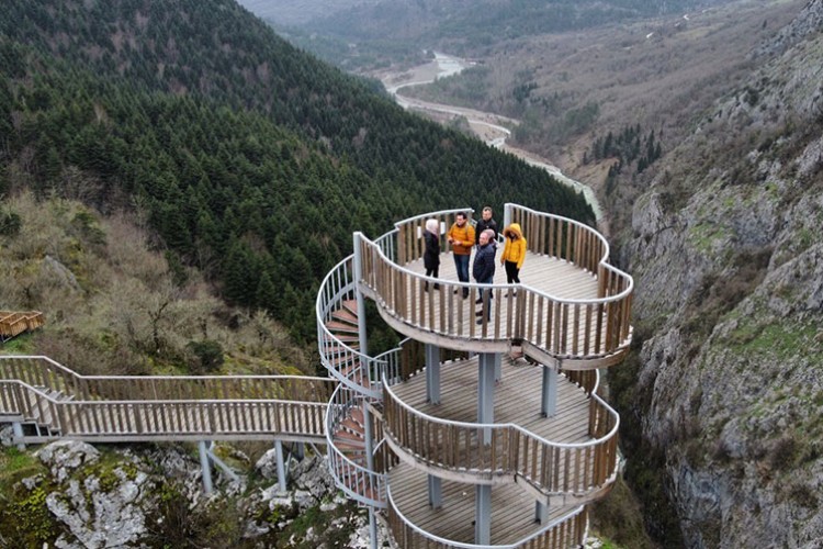 Valla ve Horma kanyonlarını 15 bin kişi ziyaret etti