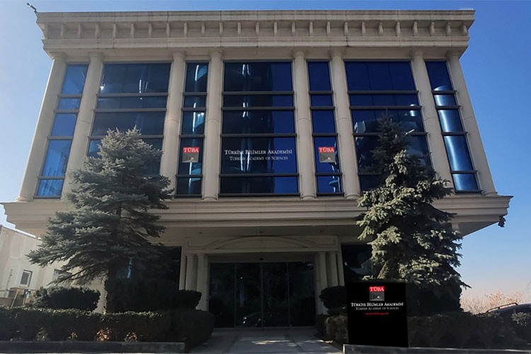 TÜBA 11 personel istihdam edecek