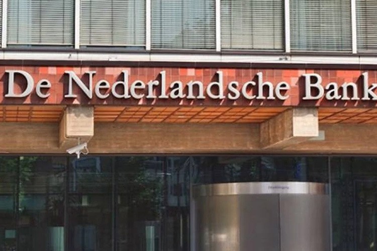 Hollanda Merkez Bankası büyüme tahminini düşürdü