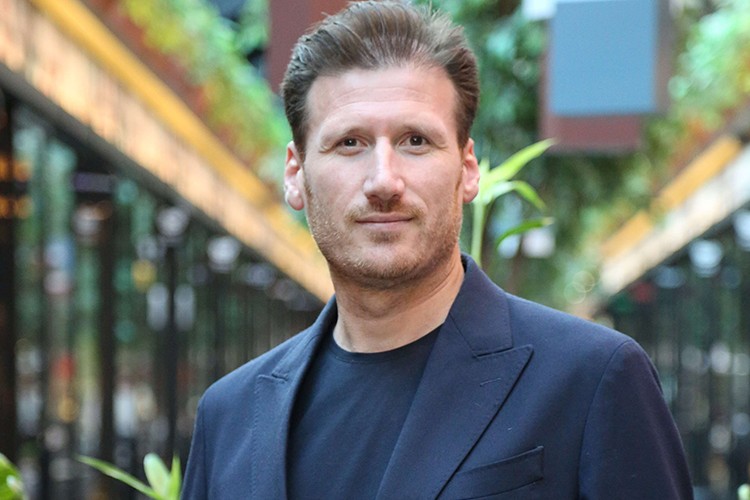 Gençler kodlamadan yazılım yapabilecek