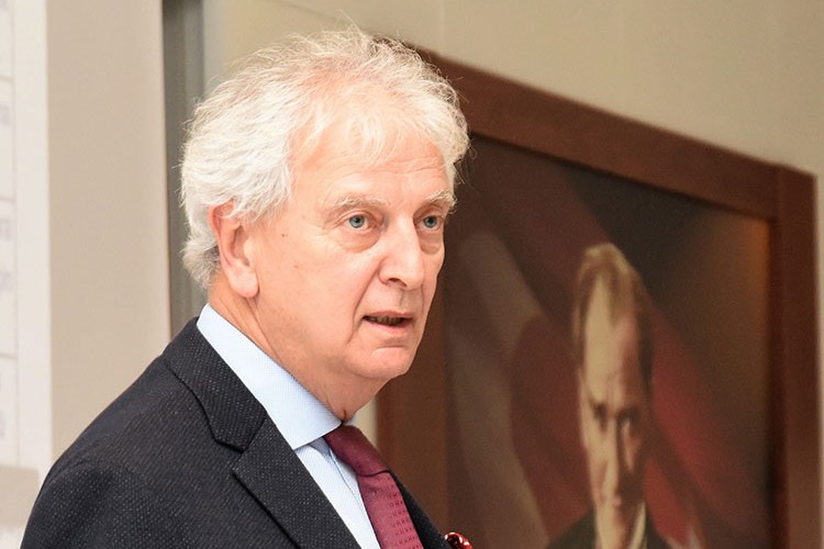 "büyümenin devam etmesi sevindirici"