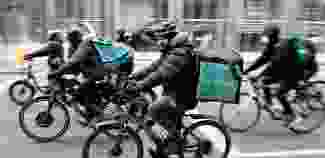 Deliveroo'nun bisikletli kuryeleri personel olarak kabul edilmedi
