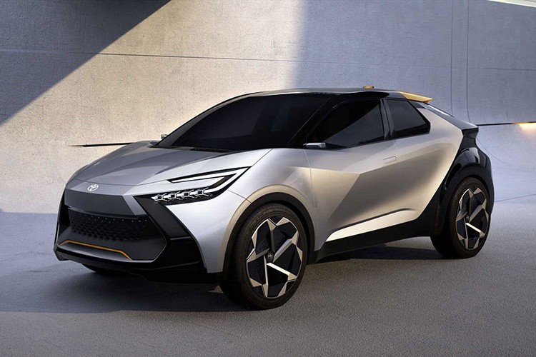 Yeni Toyota C-HR'ın dünya tanıtımı bu ay yapılacak
