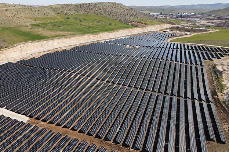 Enerji yatırımlarına 64,5 milyon dolarlık yeşil finansman