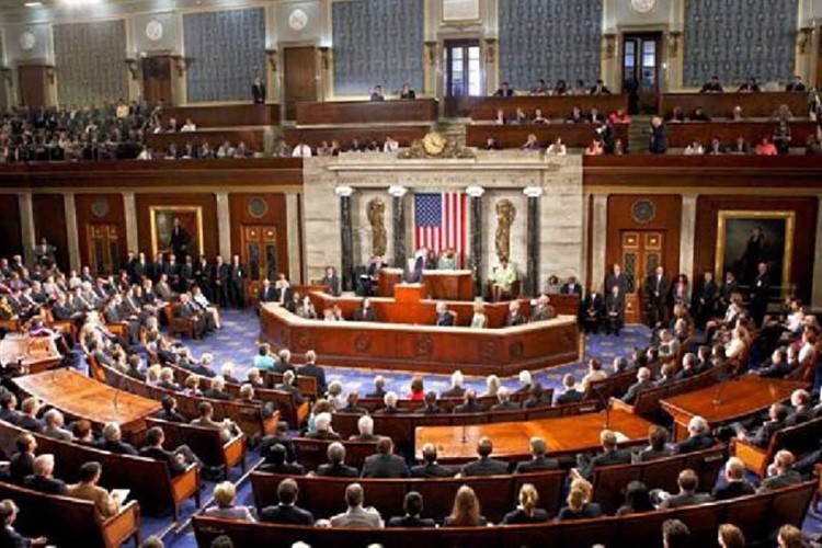 Borç limiti yasası Tamsilciler Meclisi'nden geçti