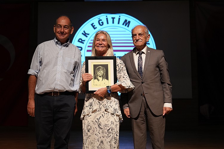 İlk günde ilk dersi verdiler