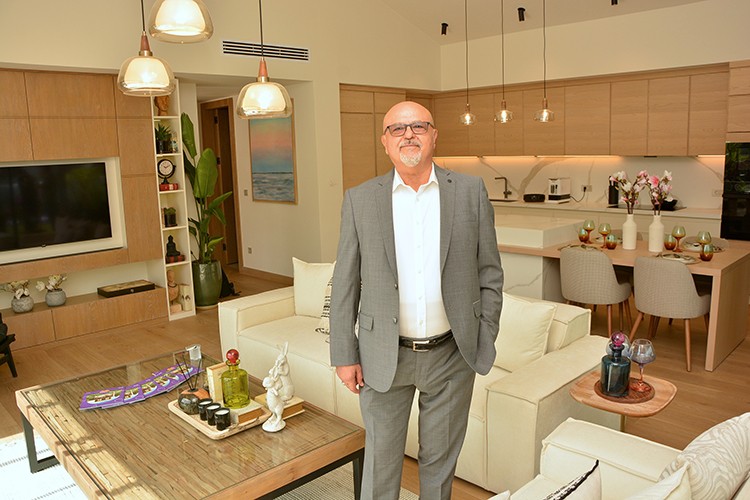 Urla Bademler'de yeni hayat kapıları açılıyor