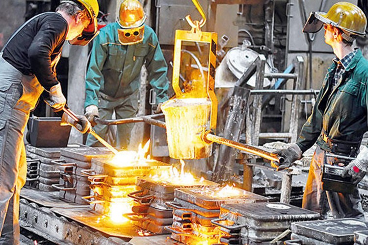 Reel kesim güven endeksi yükseldi