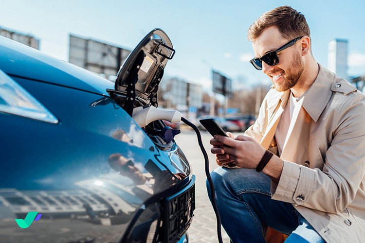 Hibrit ve elektrikli araçlar memnuniyette zirvede