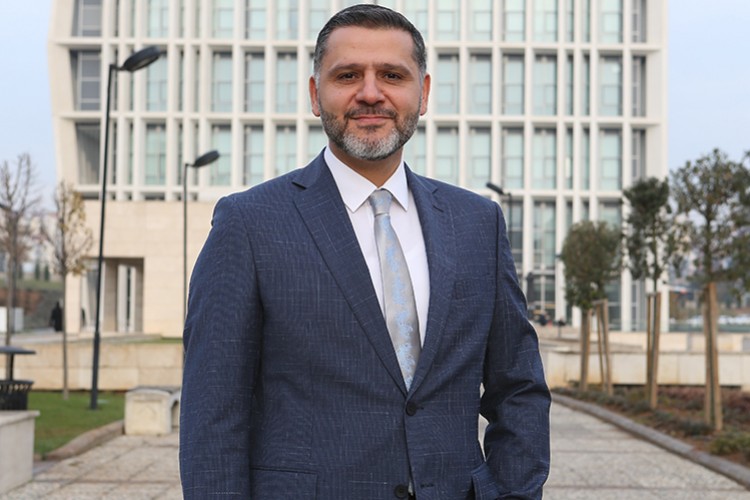 Türkiye'nin ihtiyaç duyduğu girişimci adaylarını kabule devam ediyor