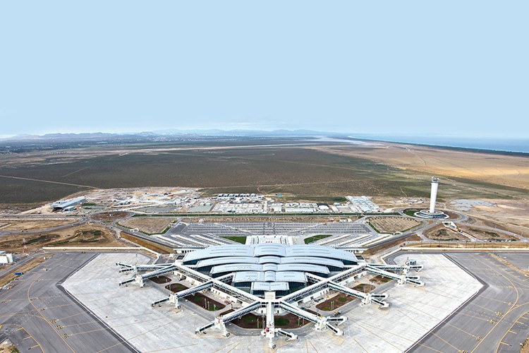 TAV 4,3 milyon yolcuya hizmet verdi