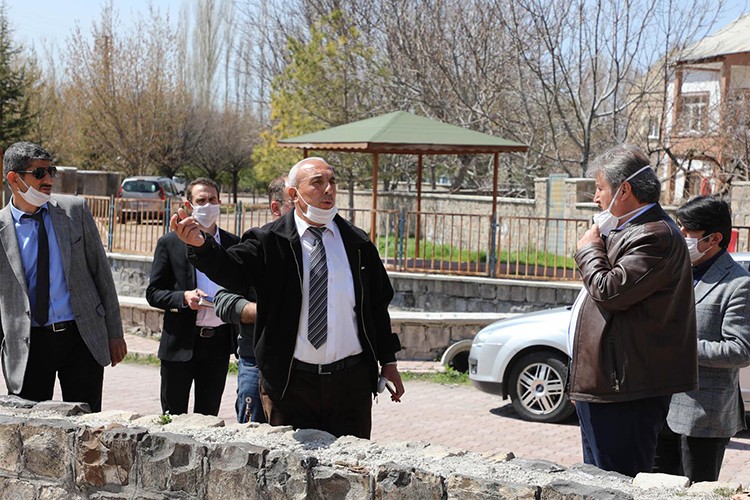 Gürpınar Mahallesi'ne hizmet atağı