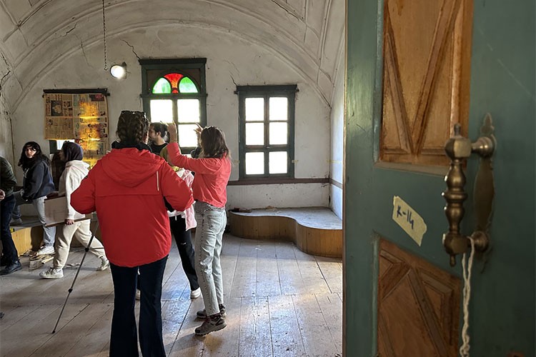 Öğrencileri Şebinkarahisar'ın tarihi yapılarının rölövesini çıkardı