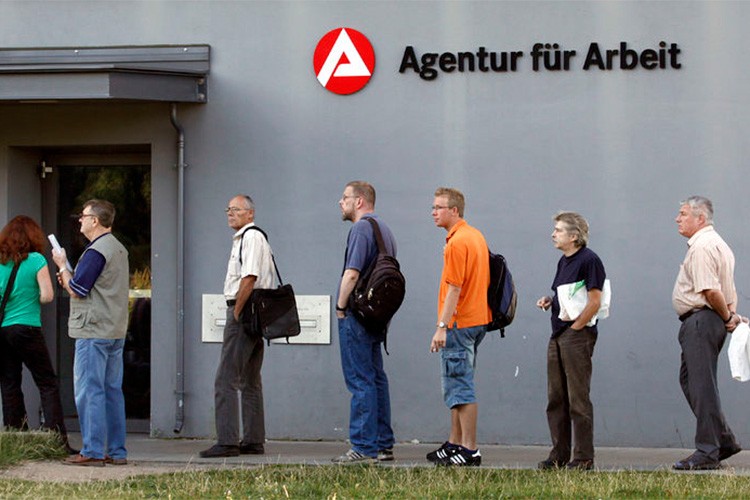 Almanya'da işsiz sayısı şubatta beklentilerin altında arttı