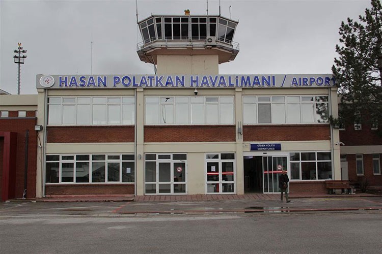 Eskişehir Havalimanı'nda 100 bin yolcuya ulaşıldı