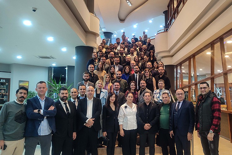 Bien Mimarlar ve İçmimarlar Odası Üyeleriyle Bir Araya Geldi