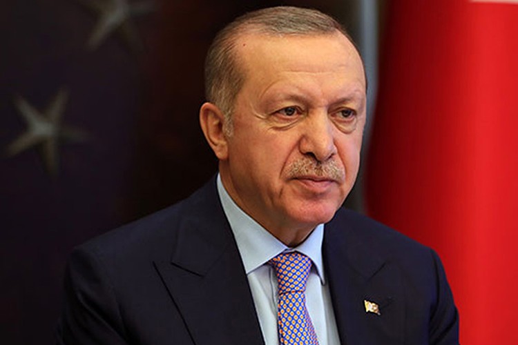 "Deprem konutlarının teslimine başlayacağız"