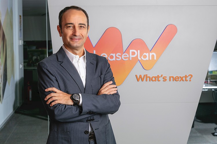 Dijital Yatırımlarında Hız Kesmiyor!