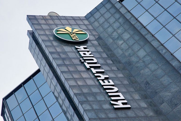 Öğrencileri Topkapı Sarayı'nda tarihle buluşturdu