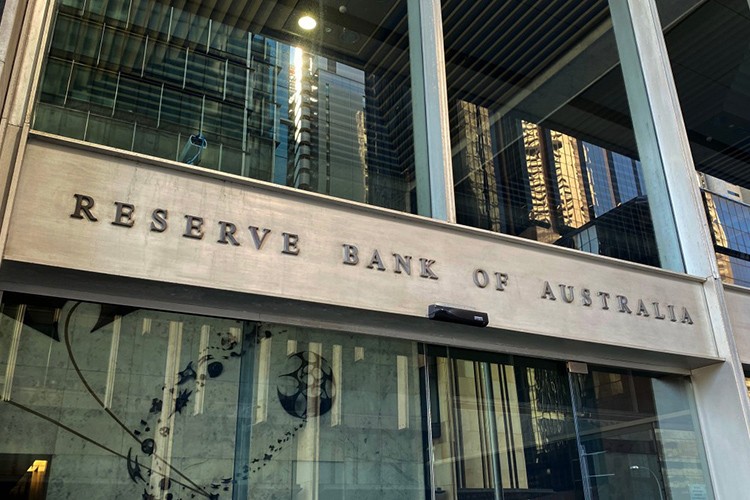 Avustralya faizde 25 puan artışa gitti