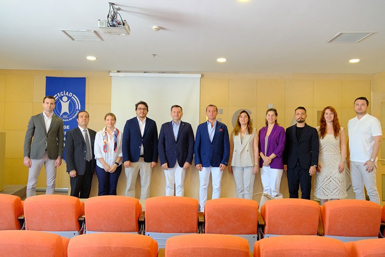 EGİAD Melekleri ile EİB Genç İhracatçılar Konseyi'nden İş Birliği