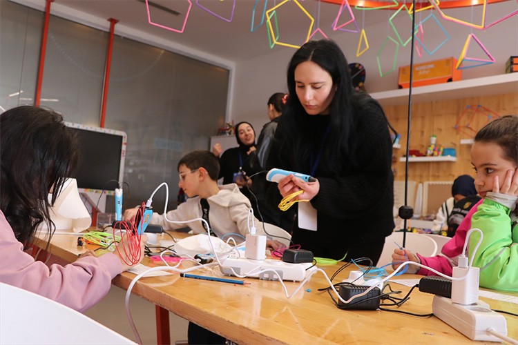 Kış Bilim Festivali" teknoloji etkinlikleriyle başladı