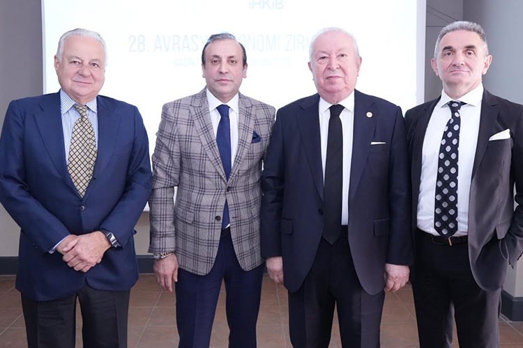 Hazır Giyimde Yeniden Rekabetin Formülü