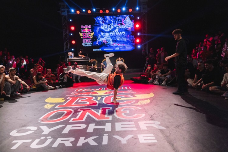 Dünya'nın En İyi Breaking Yarışması 'Red Bull BC One Cypher' Türkiye Finali'ne Geri Sayım Başladı