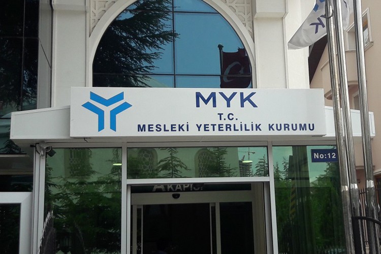 11 meslekte ulusal meslek standardı belirlendi