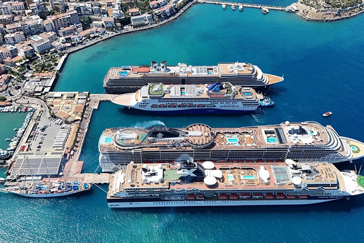 Ege Port Kuşadası sezonu rekorla kapattı