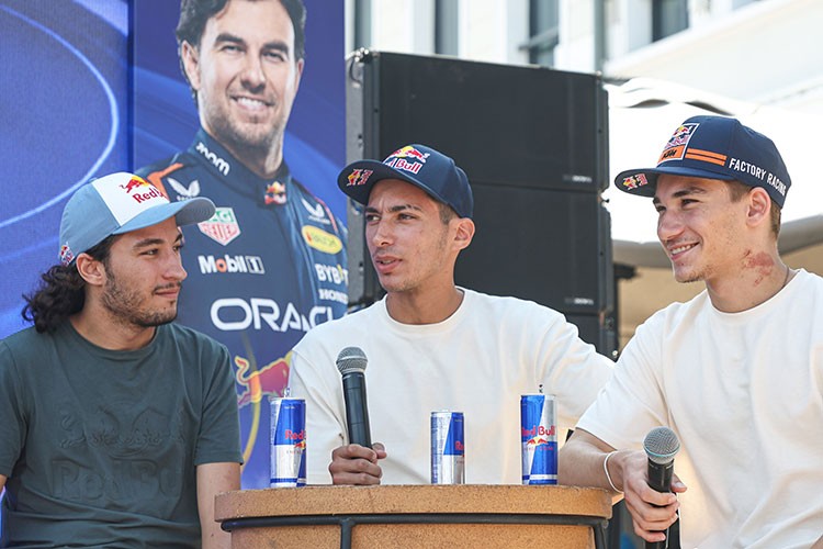 Red Bull Sporcuları Motor Sporları Tutkunlarıyla Buluştu