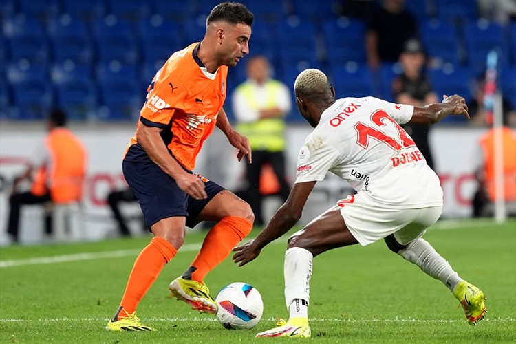 Başakşehir'den muhteşem geri dönüş: 5 - 2